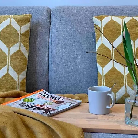 Apartamento Ruhige Lage - Moderne Ferienwohnung Mit Innenhof