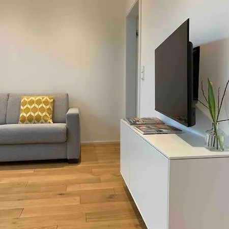 Ruhige Lage - Moderne Ferienwohnung Mit Innenhof